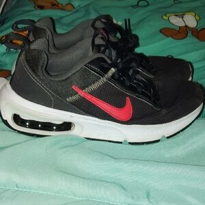 Nike Kids Black and Pink Sneakers